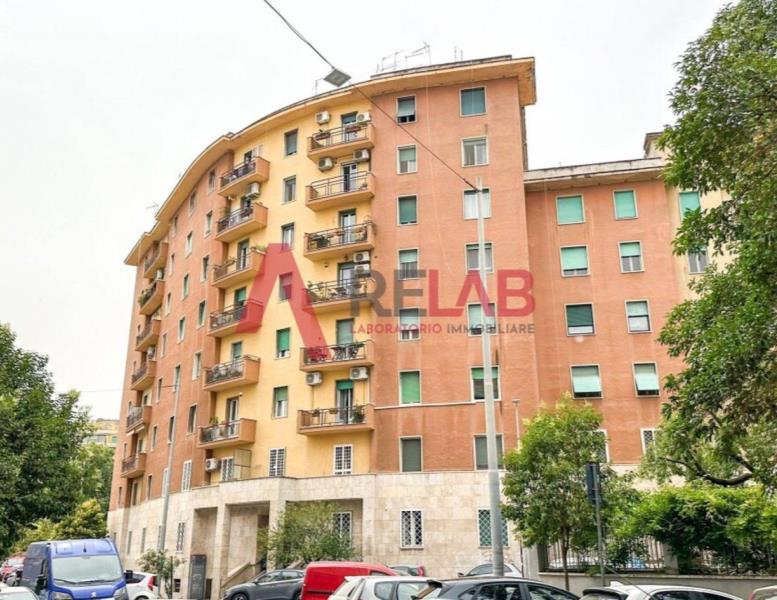 appartamento in vendita a Roma in zona Nomentano
