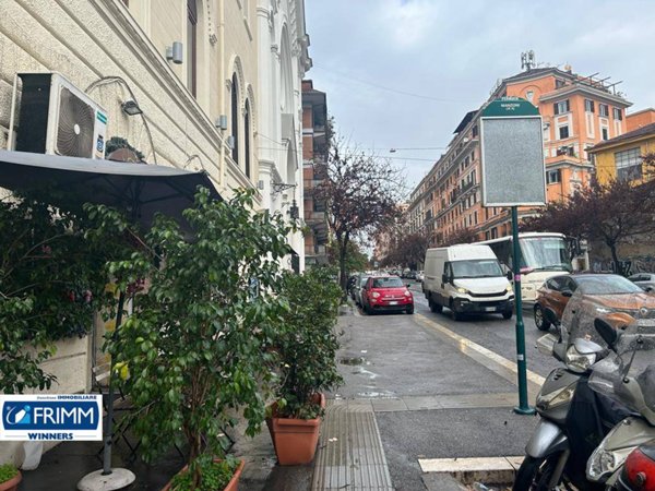 negozio in vendita a Roma in zona Esquilino