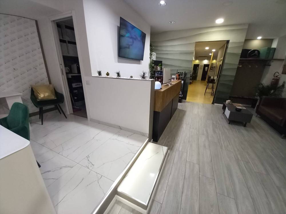 negozio in vendita a Roma in zona Collatino