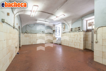 locale di sgombero in vendita a Roma in zona Della Vittoria