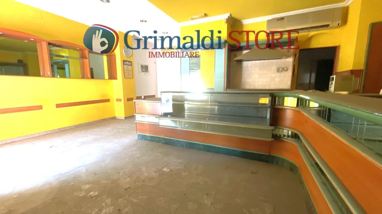 appartamento in vendita a Roma in zona Rione Monti/Campitelli