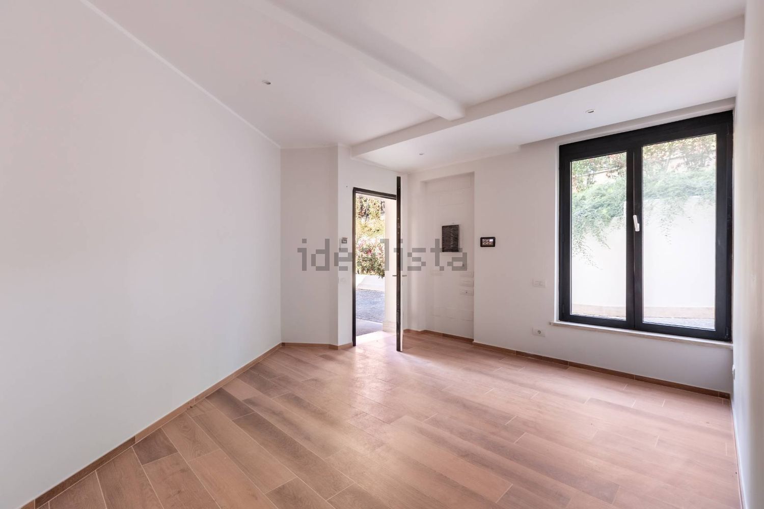 appartamento in vendita a Roma in zona EUR