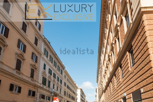 locale commerciale in vendita a Roma in zona Rione Prati