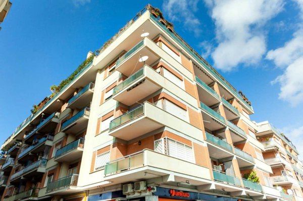 appartamento in vendita a Roma in zona Ostia