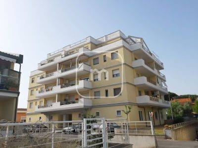 appartamento in vendita a Roma in zona Infernetto