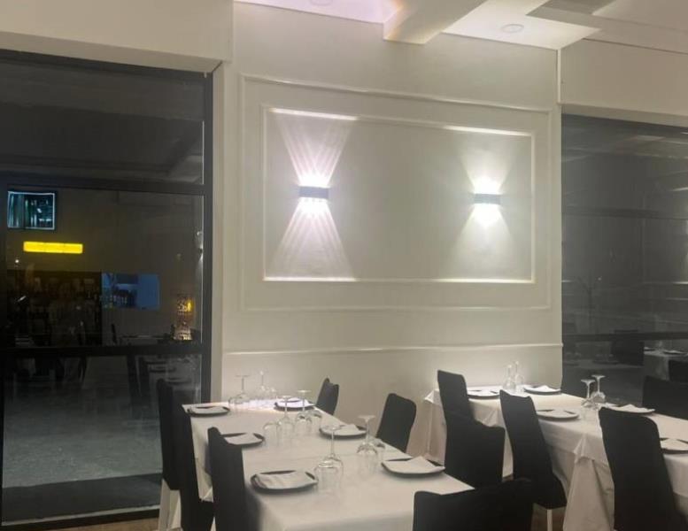 negozio in vendita a Roma in zona Finocchio