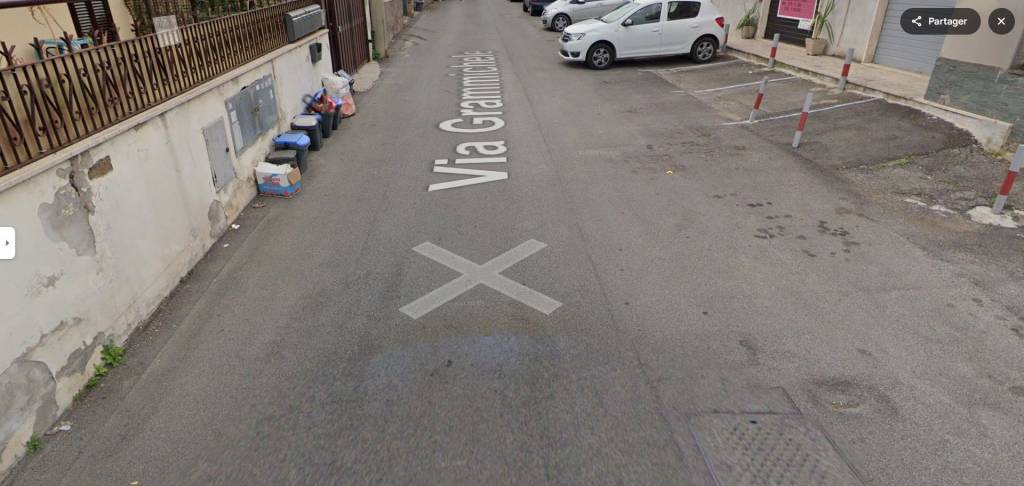 appartamento in vendita a Roma in zona Finocchio