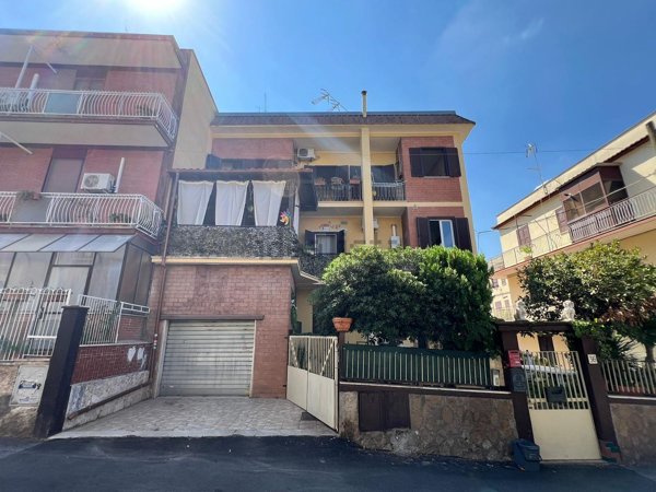 appartamento in vendita a Roma in zona Borghesiana