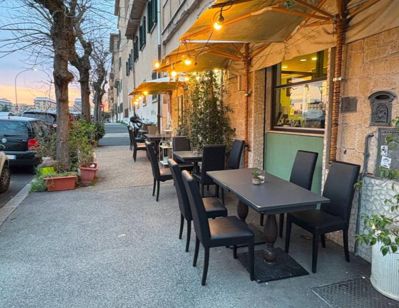 negozio in vendita a Roma in zona Ostiense