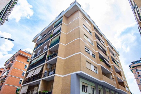 appartamento in vendita a Roma in zona Portuense