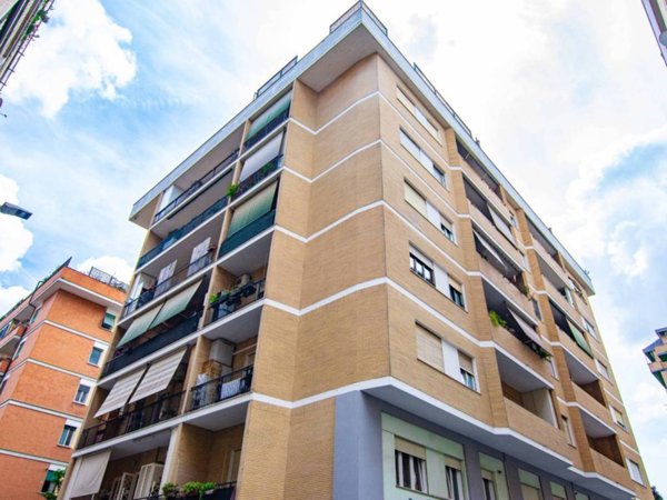 appartamento in vendita a Roma in zona Portuense