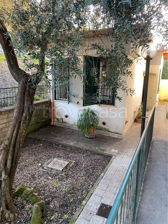 appartamento in vendita a Roma in zona Ostiense