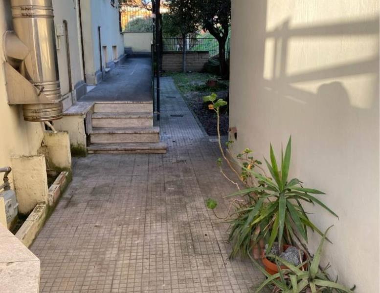 appartamento in vendita a Roma in zona Ostiense