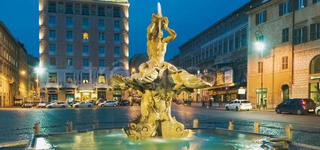 negozio in vendita a Roma in zona Trevi-Colonna