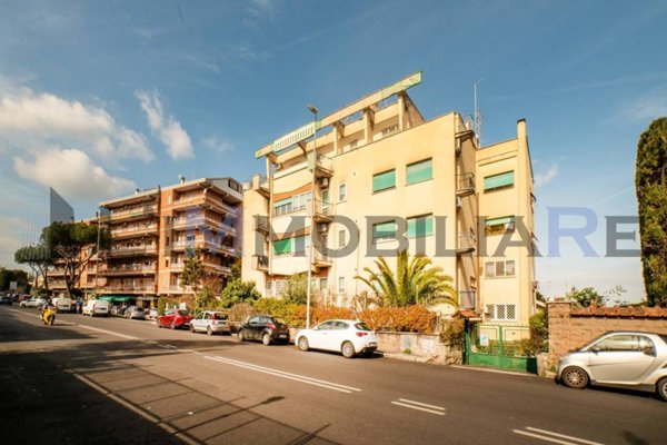 appartamento in vendita a Roma in zona Portuense
