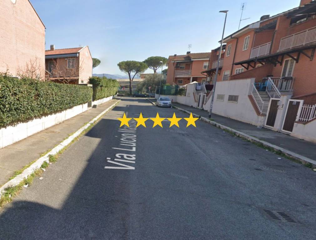 appartamento in vendita a Roma in zona Acilia