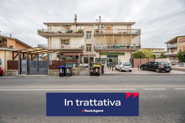 appartamento in vendita a Roma in zona Selva Candida