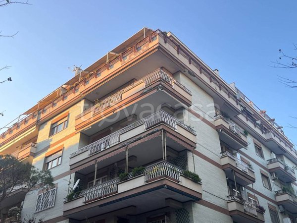 appartamento in vendita a Roma in zona Ostia