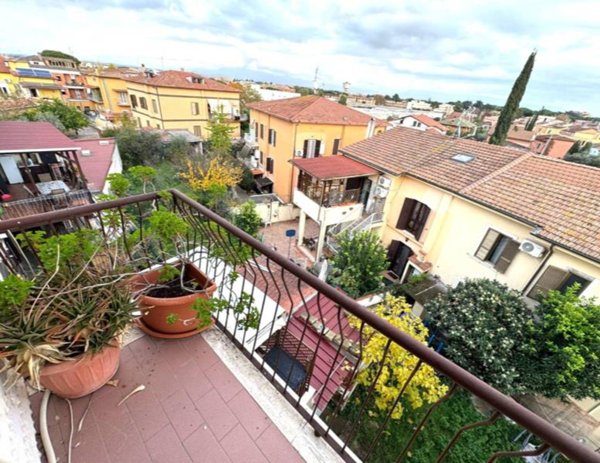 appartamento in vendita a Roma in zona Ponte Mammolo