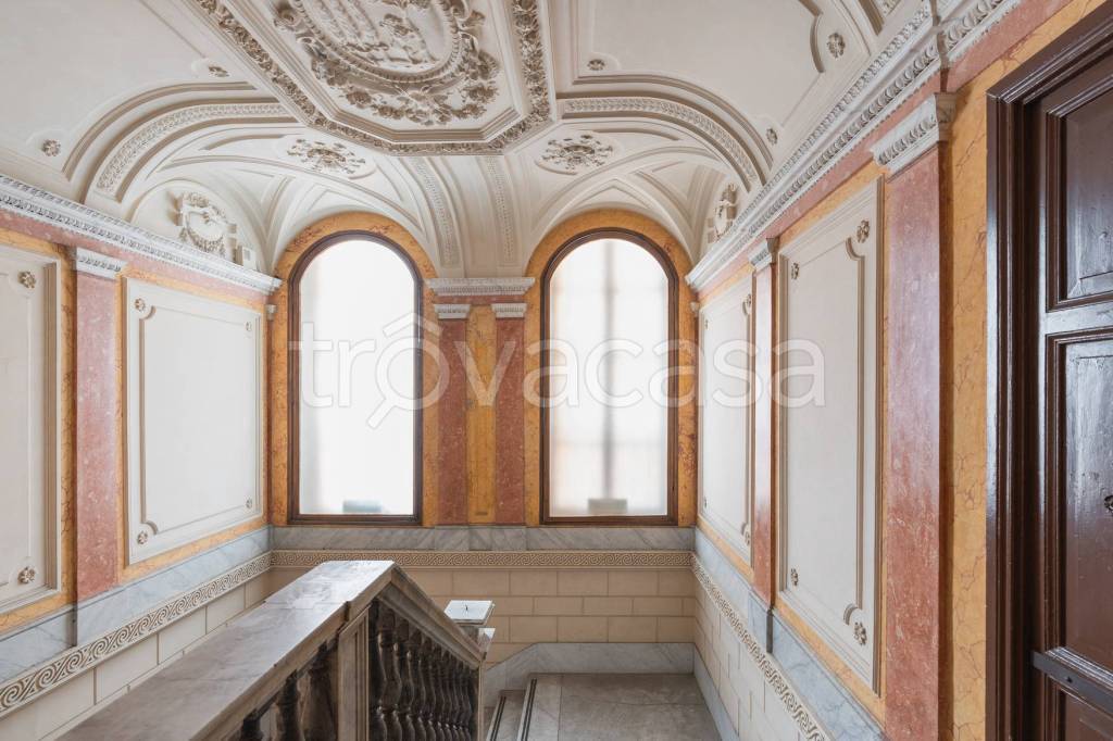 appartamento in vendita a Roma in zona Parione/Sant'Eustachio