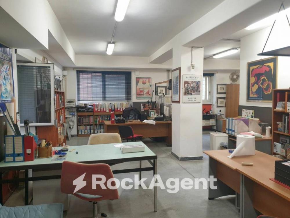 negozio in vendita a Roma in zona Monte Sacro/Talenti