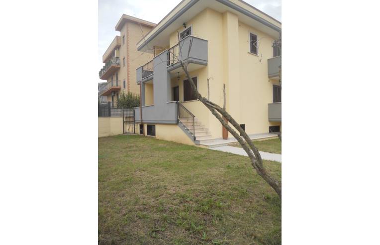 casa indipendente in vendita a Roma in zona Tor Vergata/Torrenova