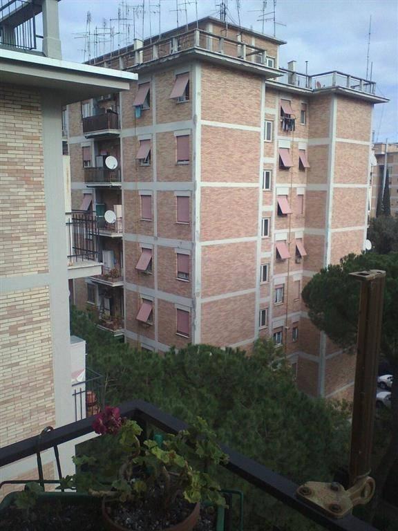 appartamento in vendita a Roma in zona Don Bosco