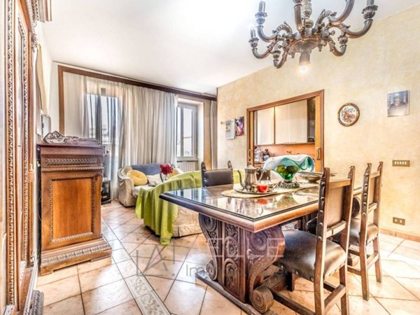 appartamento in vendita a Roma in zona Appio Claudio
