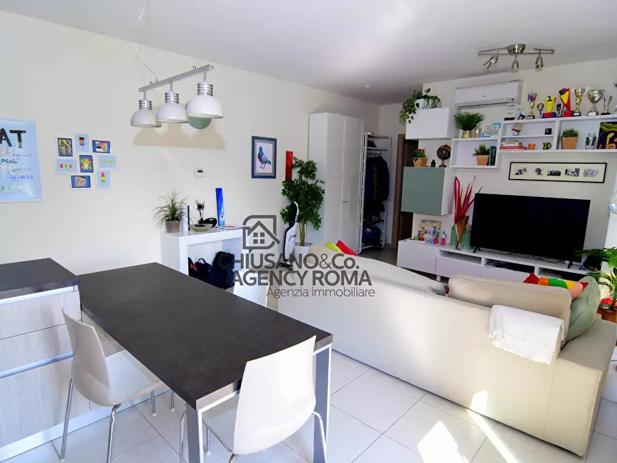 appartamento in vendita a Roma in zona Osteria del Curato