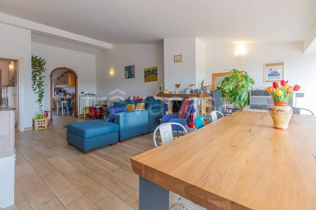 appartamento in vendita a Roma in zona EUR