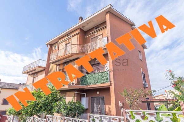 appartamento in vendita a Roma in zona Lunghezza