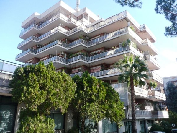 appartamento in vendita a Roma in zona Montespaccato