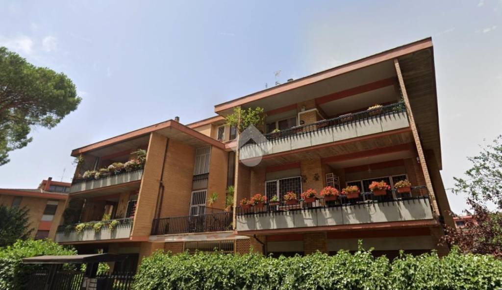 appartamento in vendita a Roma in zona Torrino