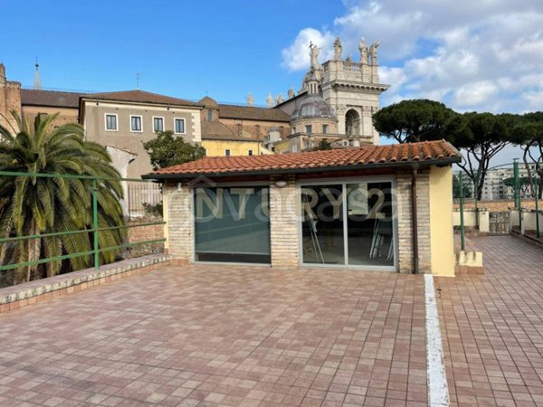 appartamento in vendita a Roma in zona Centro Storico