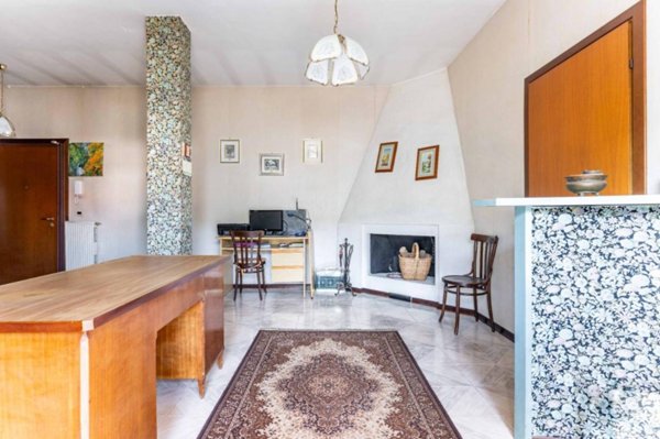 appartamento in vendita a Roma in zona Ostia