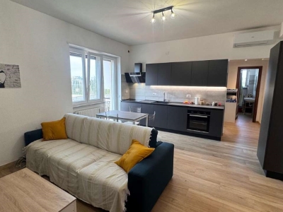 appartamento in vendita a Roma in zona Acilia