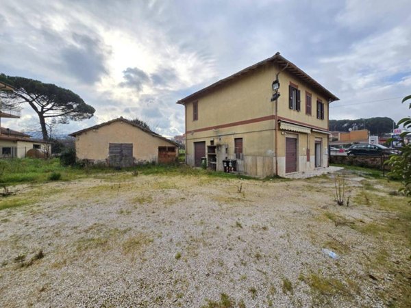 casa indipendente in vendita a Roma in zona Tor Vergata/Torrenova