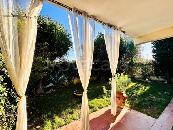 appartamento in vendita a Roma in zona Acilia