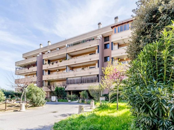 appartamento in vendita a Roma in zona Ponte di Nona