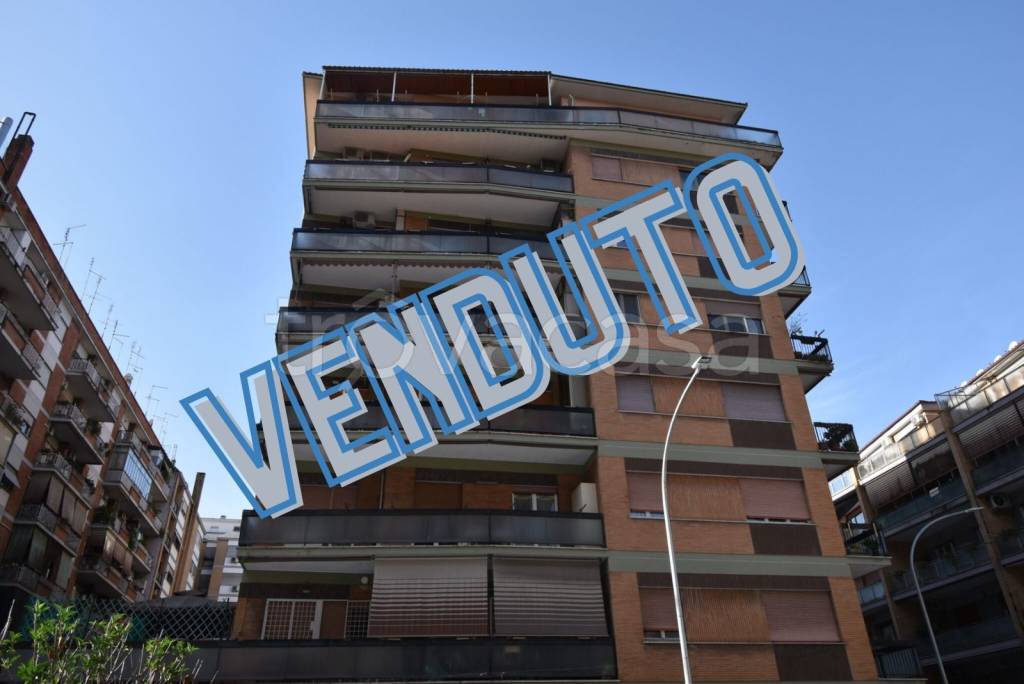 appartamento in vendita a Roma in zona Collatino