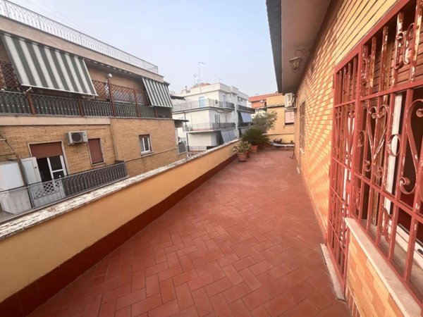 appartamento in vendita a Roma