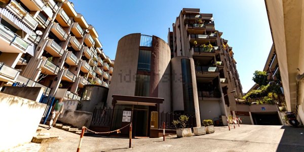 appartamento in vendita a Roma in zona Ardeatino