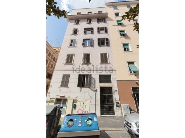 appartamento in vendita a Roma in zona Tuscolano