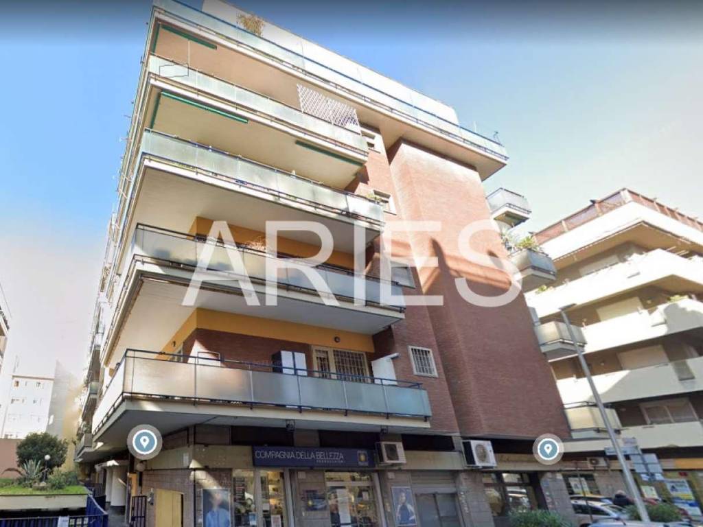 appartamento in vendita a Roma in zona Ostia