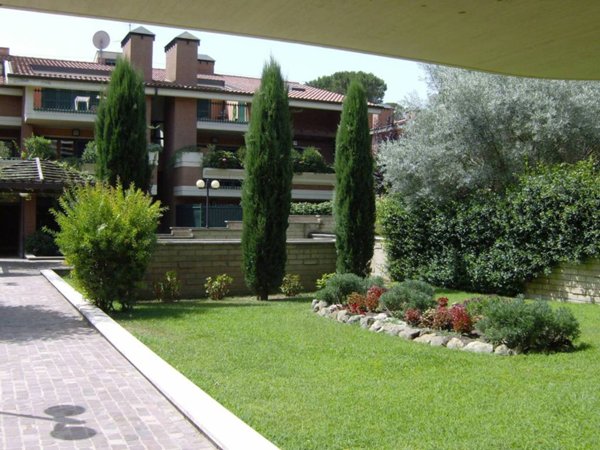 appartamento in vendita a Roma in zona Grottarossa