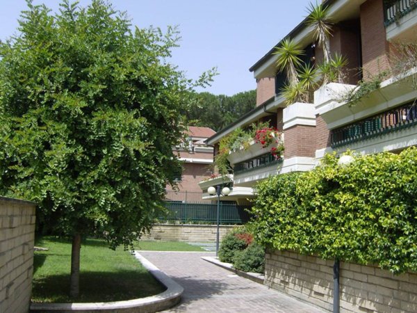 appartamento in vendita a Roma in zona Grottarossa