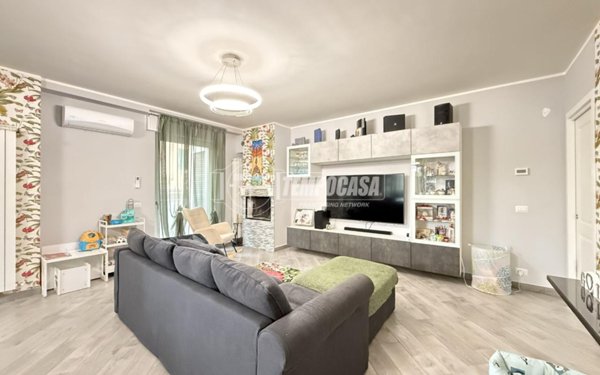 appartamento in vendita a Roma in zona Palmarola