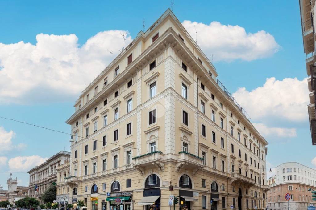 appartamento in vendita a Roma in zona Ludovisi/Sallustiano