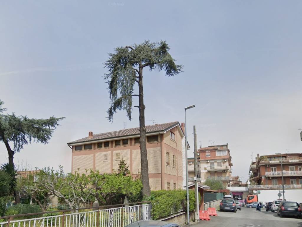 casa indipendente in vendita a Roma in zona Colle Prenestino