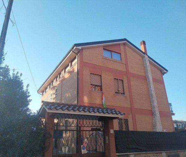casa indipendente in vendita a Roma in zona Colle Prenestino